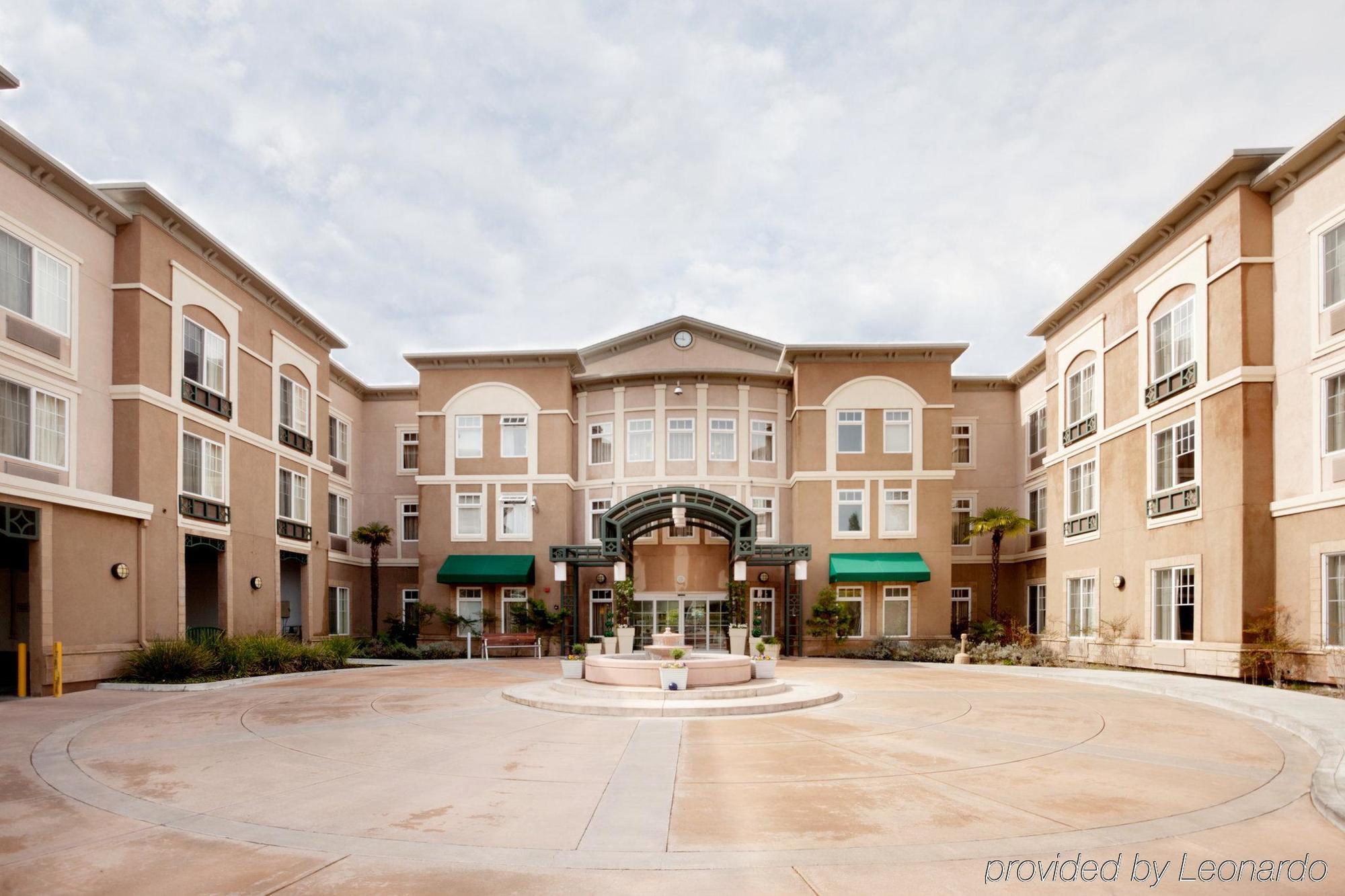 Holiday Inn Express Windsor Sonoma Wine Country By Ihg Exterior foto