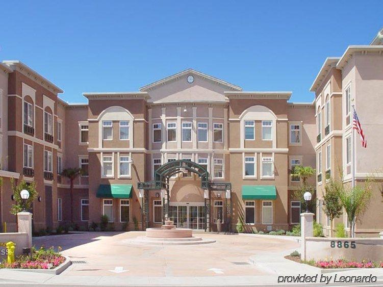 Holiday Inn Express Windsor Sonoma Wine Country By Ihg Exterior foto
