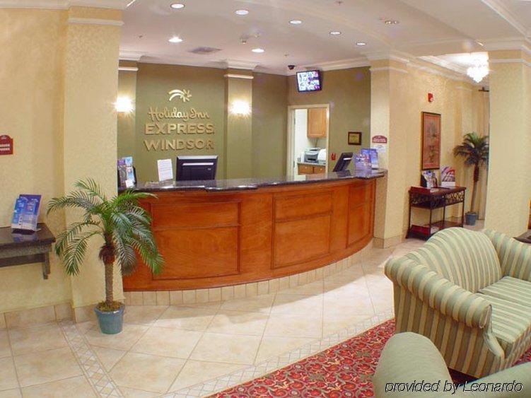 Holiday Inn Express Windsor Sonoma Wine Country By Ihg Interior foto